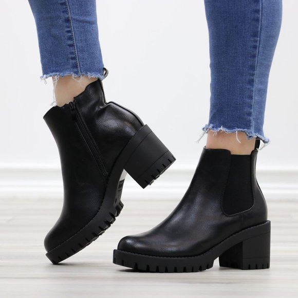 Chunky Chelsea Lug Black Ankle Boots - Picture 11 of 14